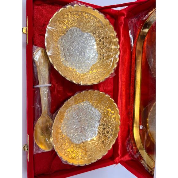 Silver Plated Gold Polished Embossed Flower Design 2 Bowls 2 Spoons 1 Tray New - Picture 3 of 6